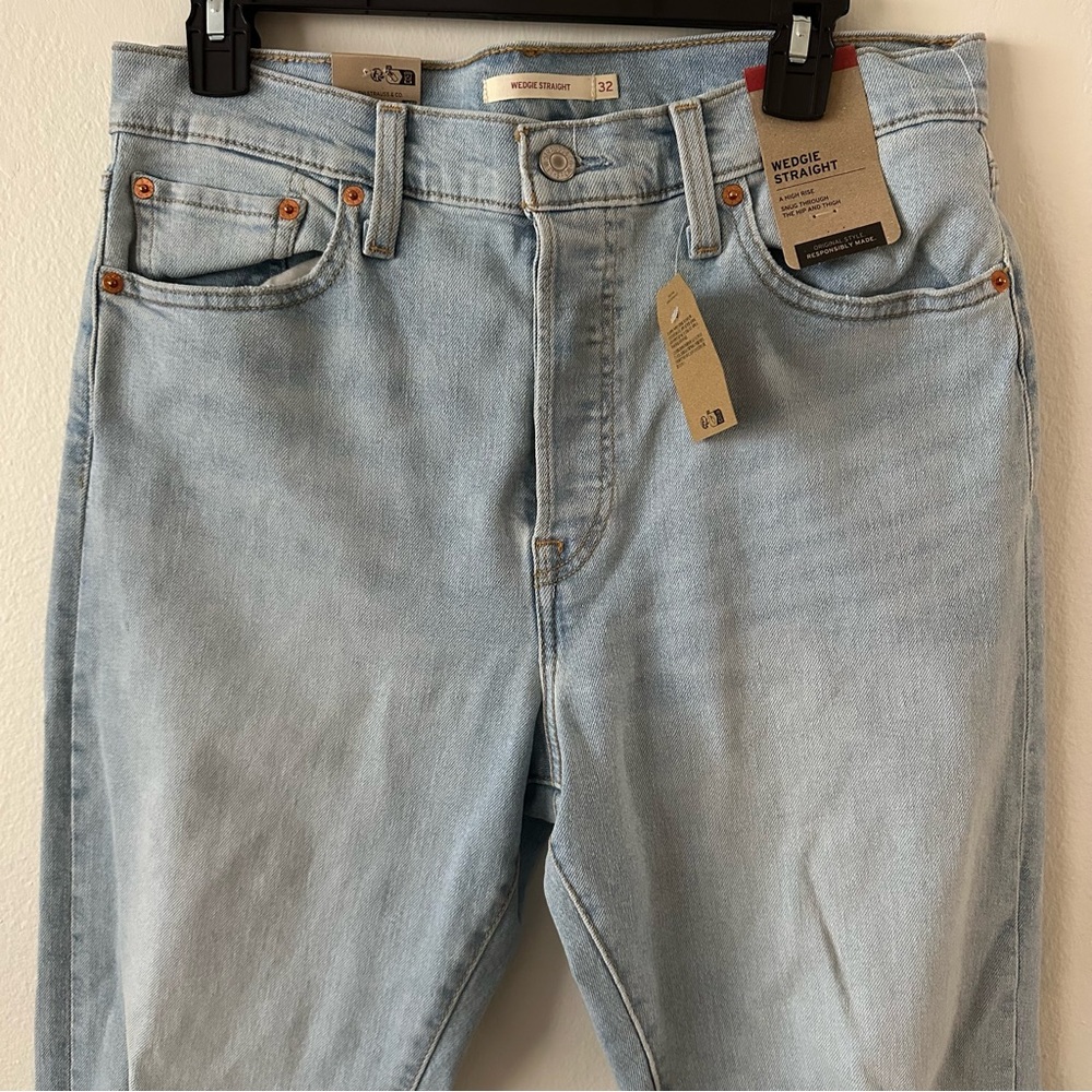 Levis Wedgie Straight